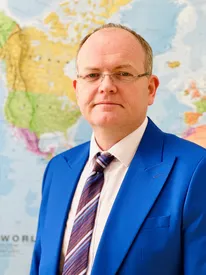 Damian W.